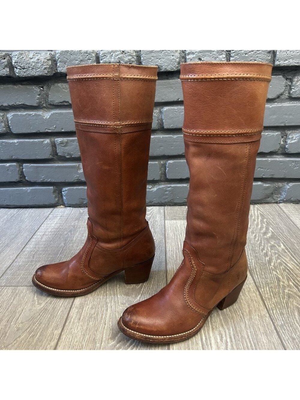Frye Tall Campus Round Toe Boots Womens 6 B